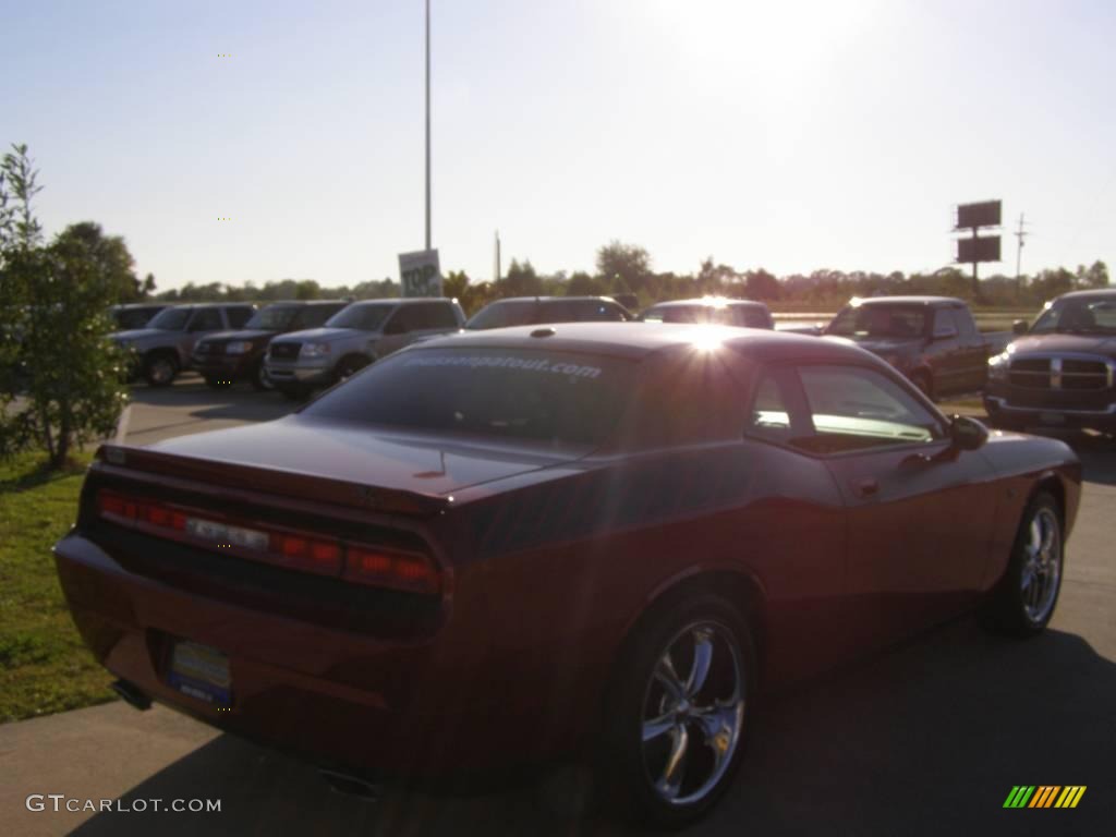 2009 Challenger R/T Classic - Inferno Red Crystal Pearl Coat / Dark Slate Gray photo #5