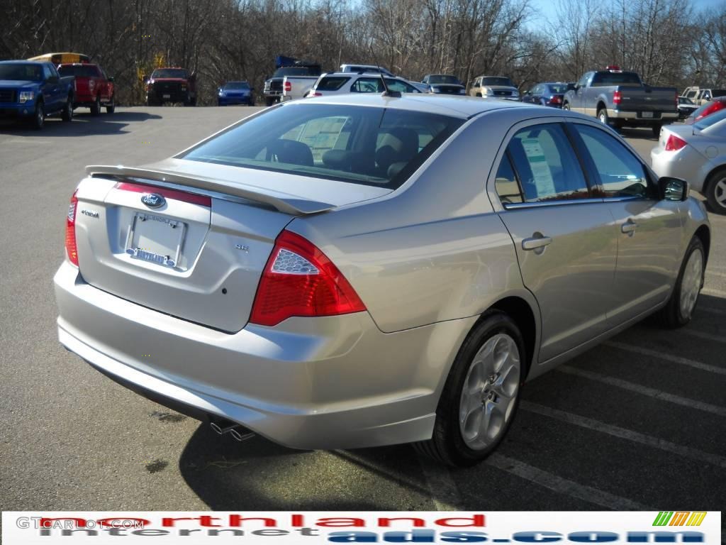 2010 Fusion SE - Brilliant Silver Metallic / Medium Light Stone photo #7