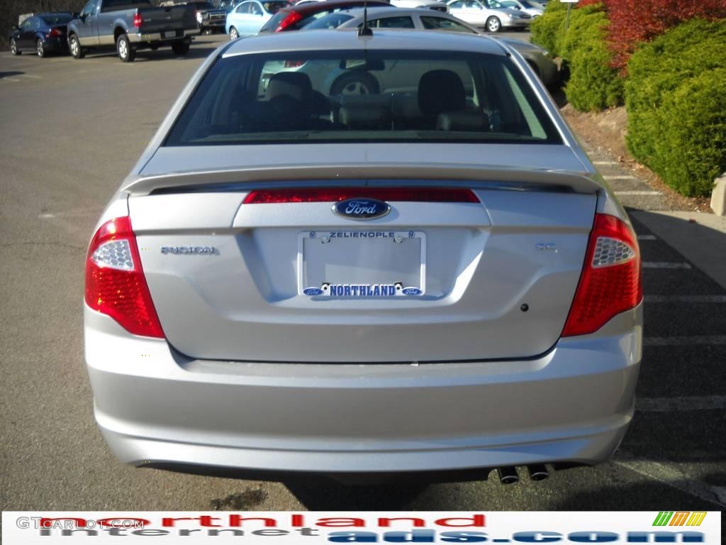 2010 Fusion SE - Brilliant Silver Metallic / Medium Light Stone photo #8