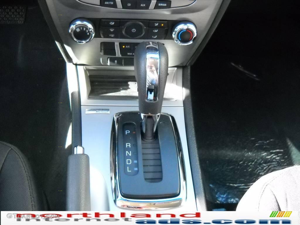 2010 Fusion SE - Brilliant Silver Metallic / Medium Light Stone photo #18