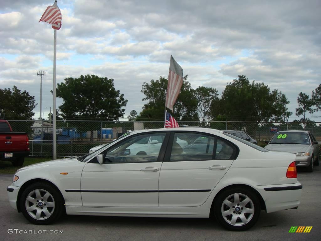 2005 3 Series 325i Sedan - Alpine White / Sand photo #6