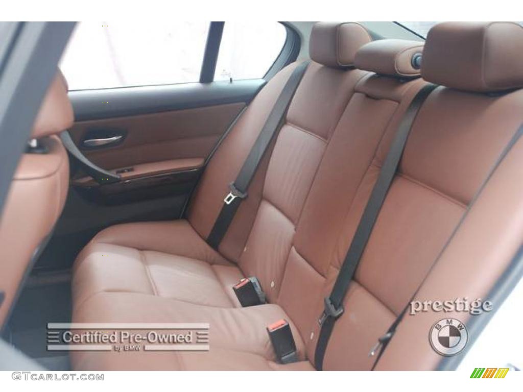 2006 3 Series 330xi Sedan - Alpine White / Terra/Black Dakota Leather photo #16