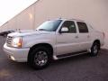 White Diamond - Escalade EXT AWD Photo No. 7