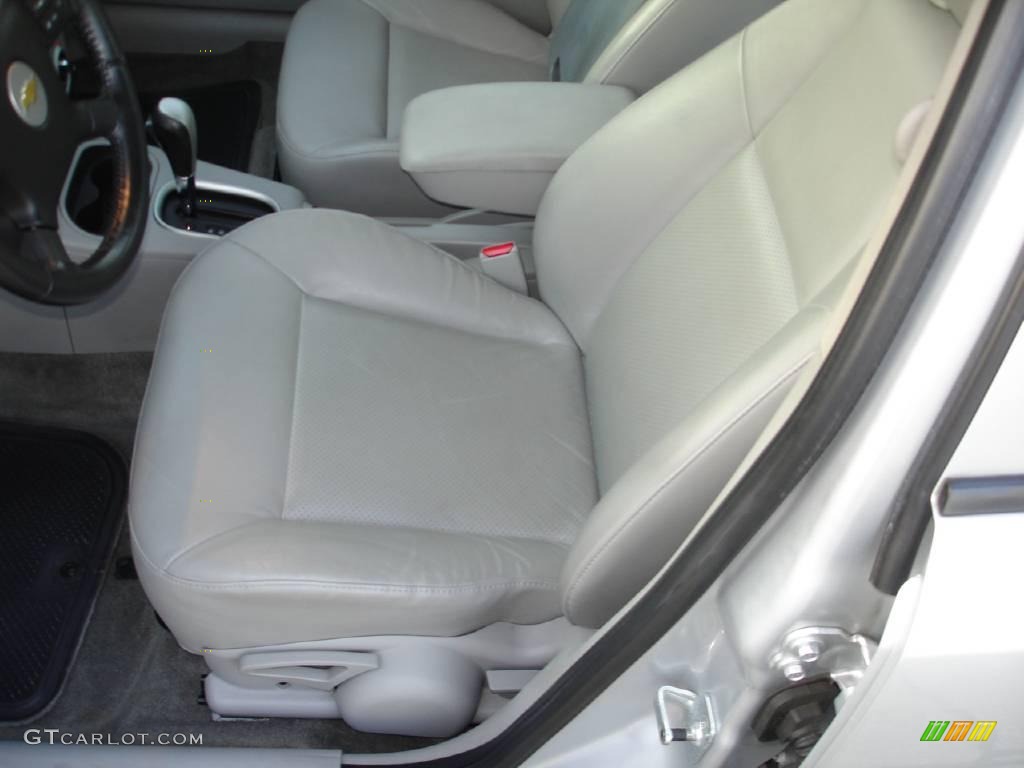 2006 Cobalt SS Sedan - Ultra Silver Metallic / Gray photo #8