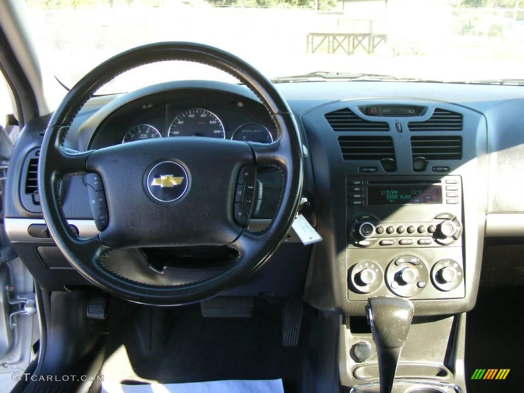 2006 Malibu Maxx LT Wagon - Silverstone Metallic / Ebony Black photo #40