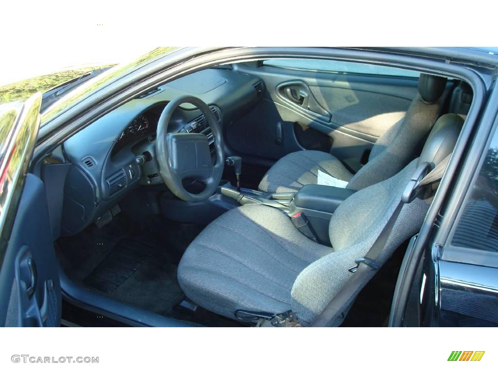 2002 Cavalier Coupe - Black / Graphite photo #9