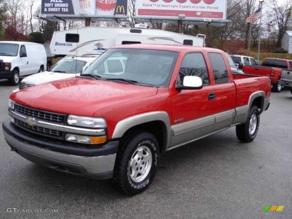 2001 Silverado 1500 LS Extended Cab 4x4 - Victory Red / Graphite photo #2
