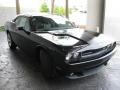 Brilliant Black Crystal Pearl - Challenger SRT8 Photo No. 3