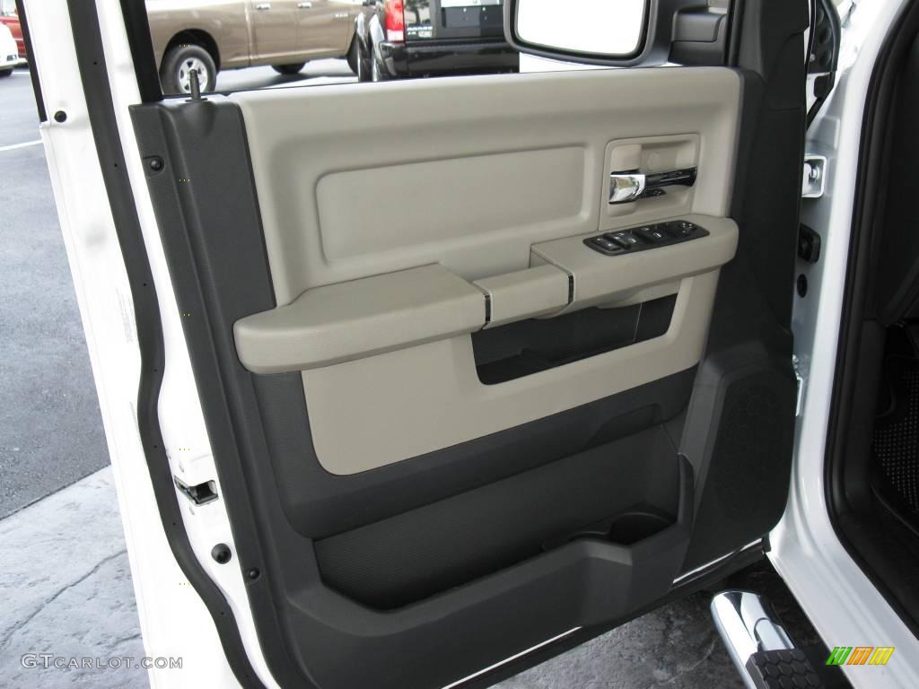 2010 Ram 1500 Big Horn Crew Cab - Stone White / Dark Slate/Medium Graystone photo #18