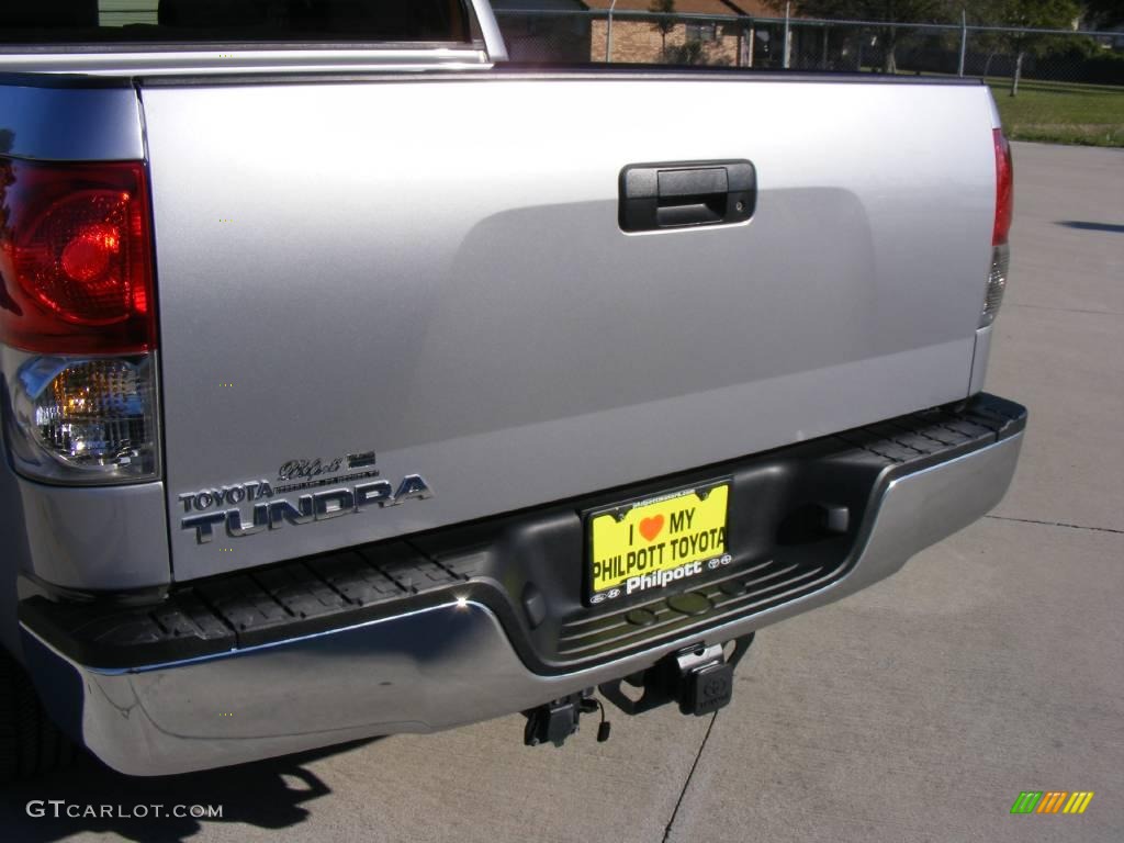 2007 Tundra SR5 CrewMax - Silver Sky Metallic / Graphite Gray photo #21