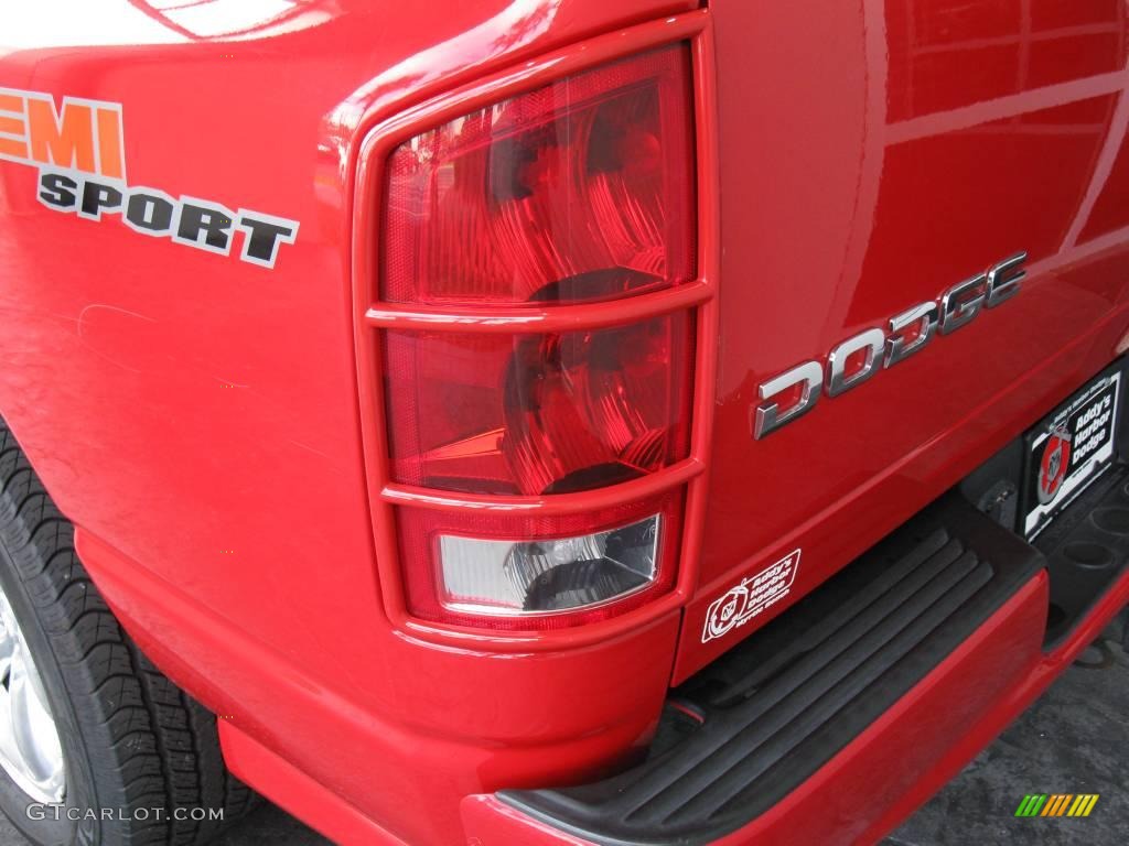 2004 Ram 1500 Sport Quad Cab - Flame Red / Dark Slate Gray photo #8