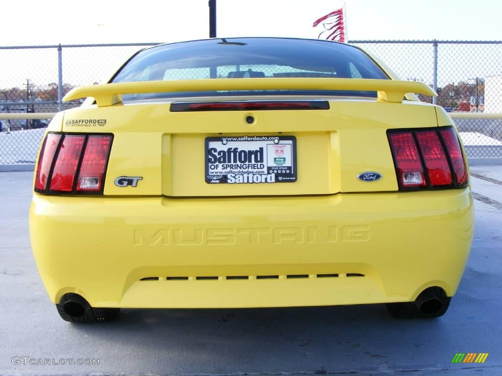2002 Mustang GT Coupe - Zinc Yellow / Dark Charcoal photo #6