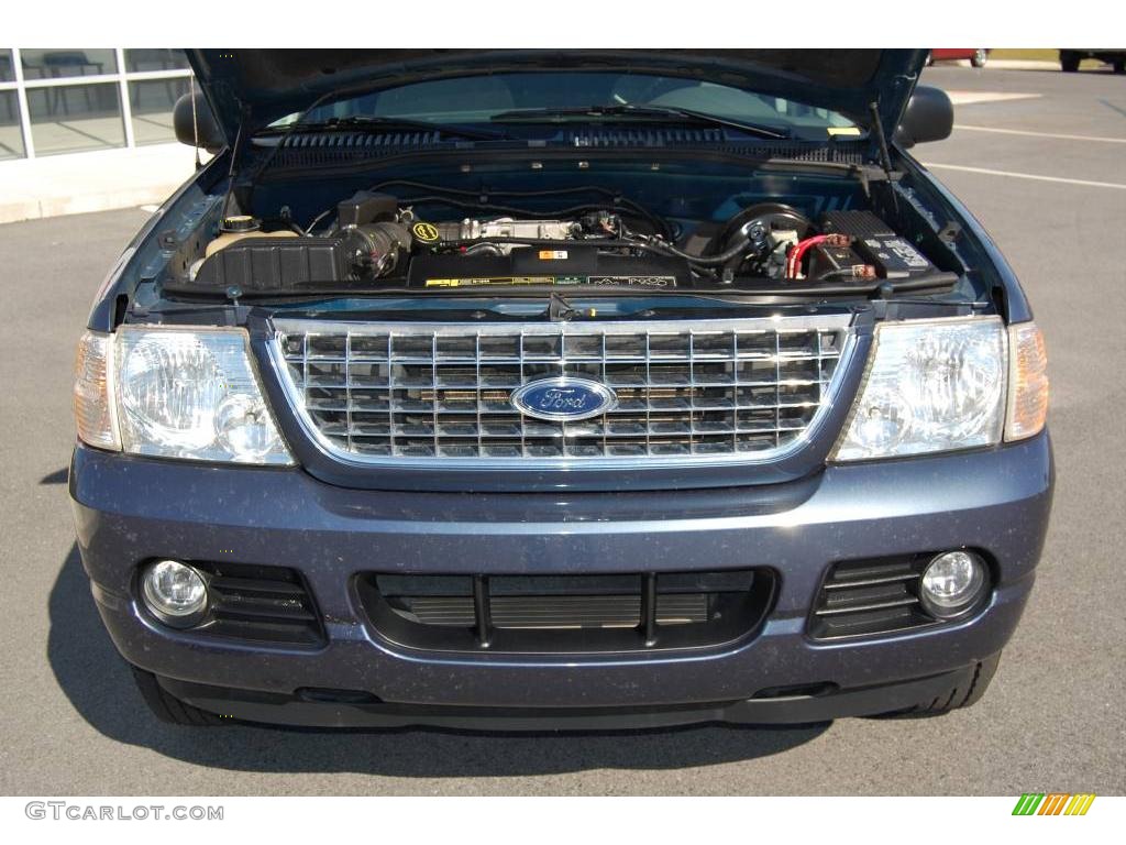 2004 Explorer XLT - Medium Wedgewood Blue Metallic / Graphite photo #7