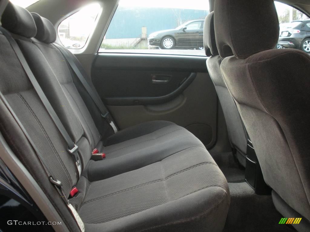 2004 Legacy L Sedan - Mystic Blue Pearl / Gray Moquette photo #12