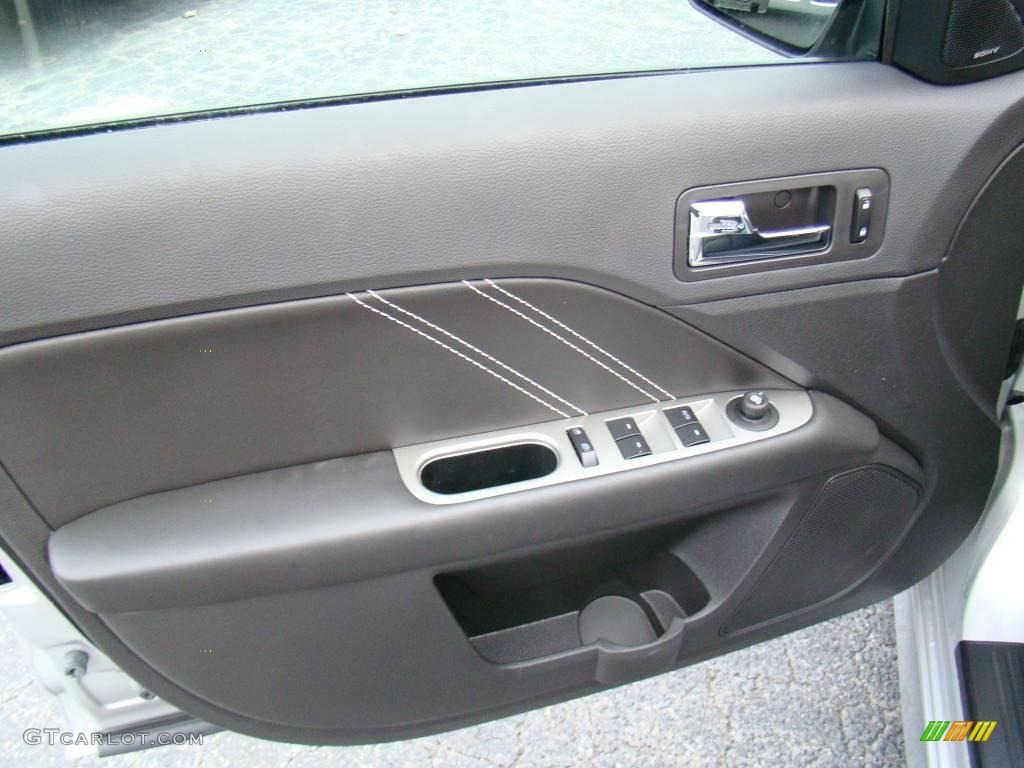 2010 Fusion Sport - Brilliant Silver Metallic / Charcoal Black/Sport Black photo #16