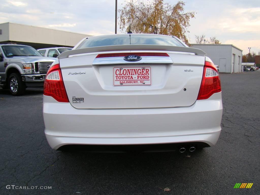 2010 Fusion SEL - White Platinum Tri-coat Metallic / Charcoal Black photo #4