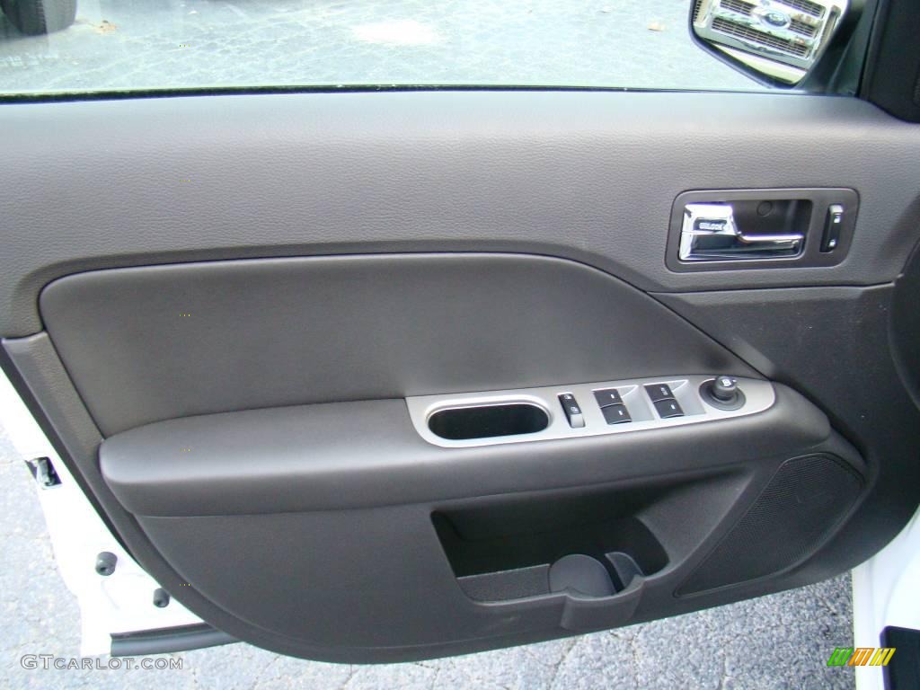 2010 Fusion SEL - White Platinum Tri-coat Metallic / Charcoal Black photo #16