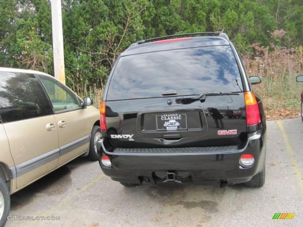 2005 Envoy XL Denali 4x4 - Onyx Black / Ebony photo #3