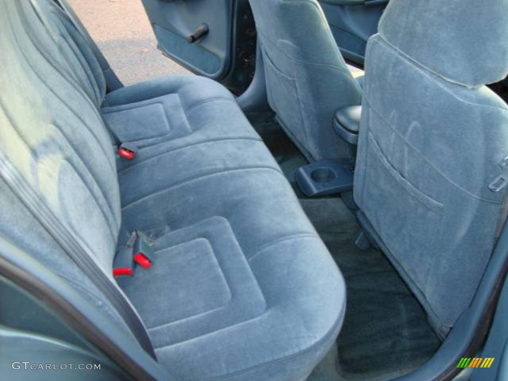 1997 Achieva SL Sedan - Medium Sea Green Metallic / Blue photo #11