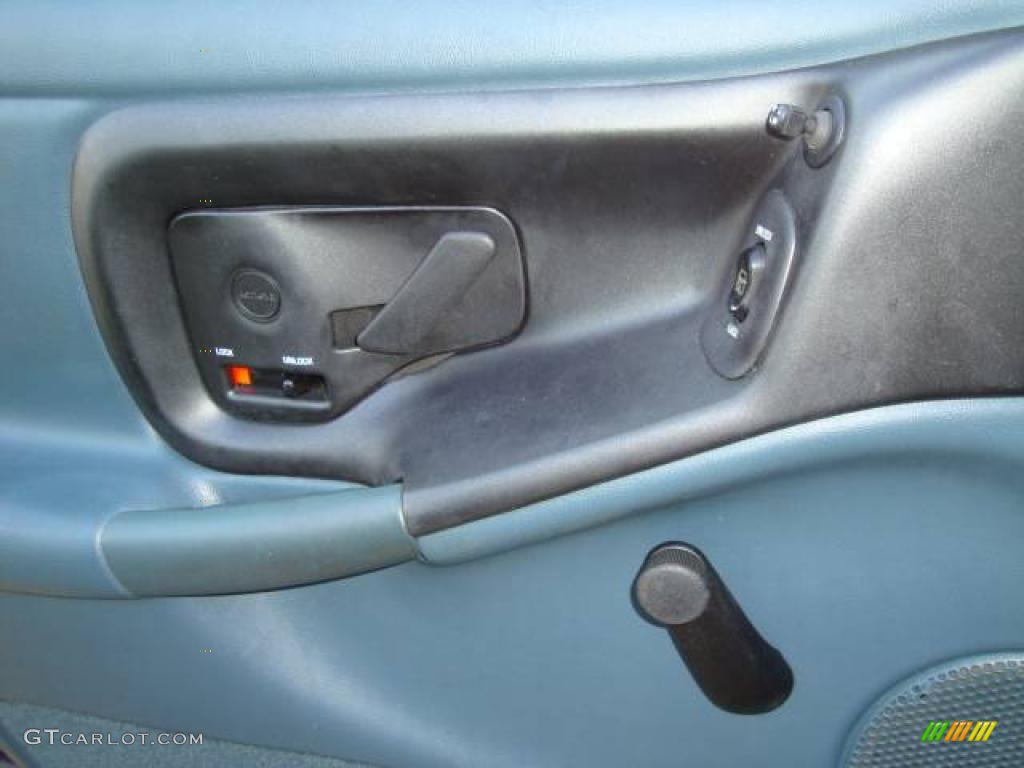1997 Achieva SL Sedan - Medium Sea Green Metallic / Blue photo #15