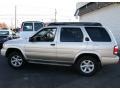 2003 Sunlit Sand Metallic Nissan Pathfinder SE 4x4  photo #9