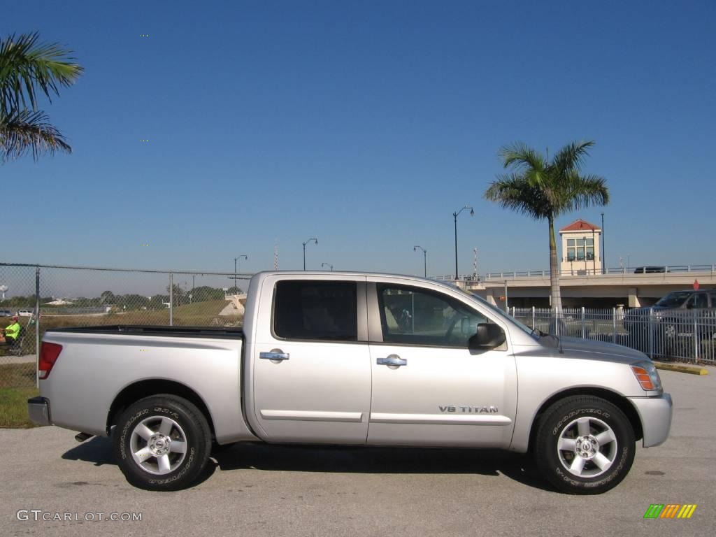 2007 Titan SE Crew Cab - Radiant Silver / Steel Gray photo #3