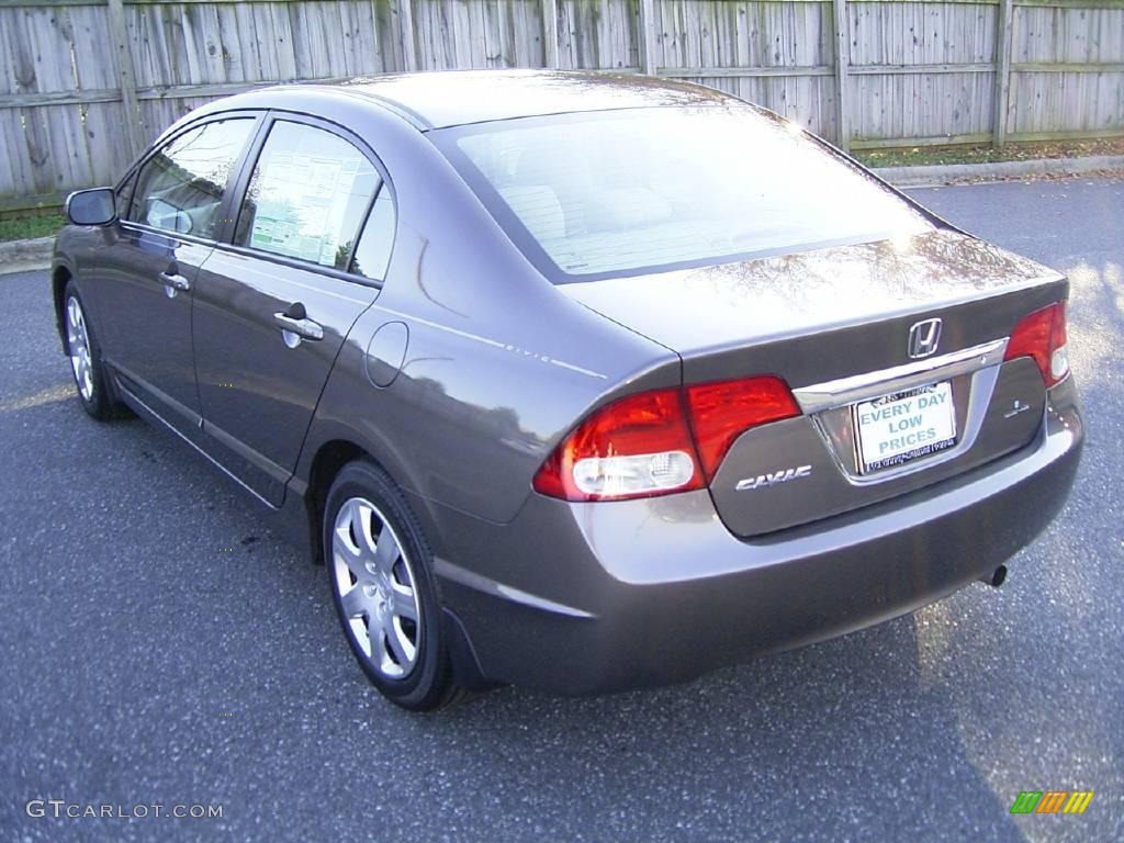 2010 Civic LX Sedan - Urban Titanium Metallic / Gray photo #2