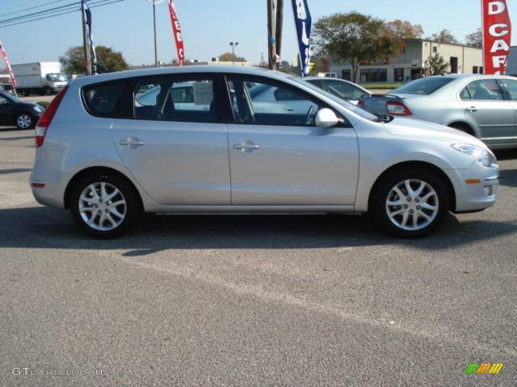 2009 Elantra Touring - Quicksilver / Gray photo #7