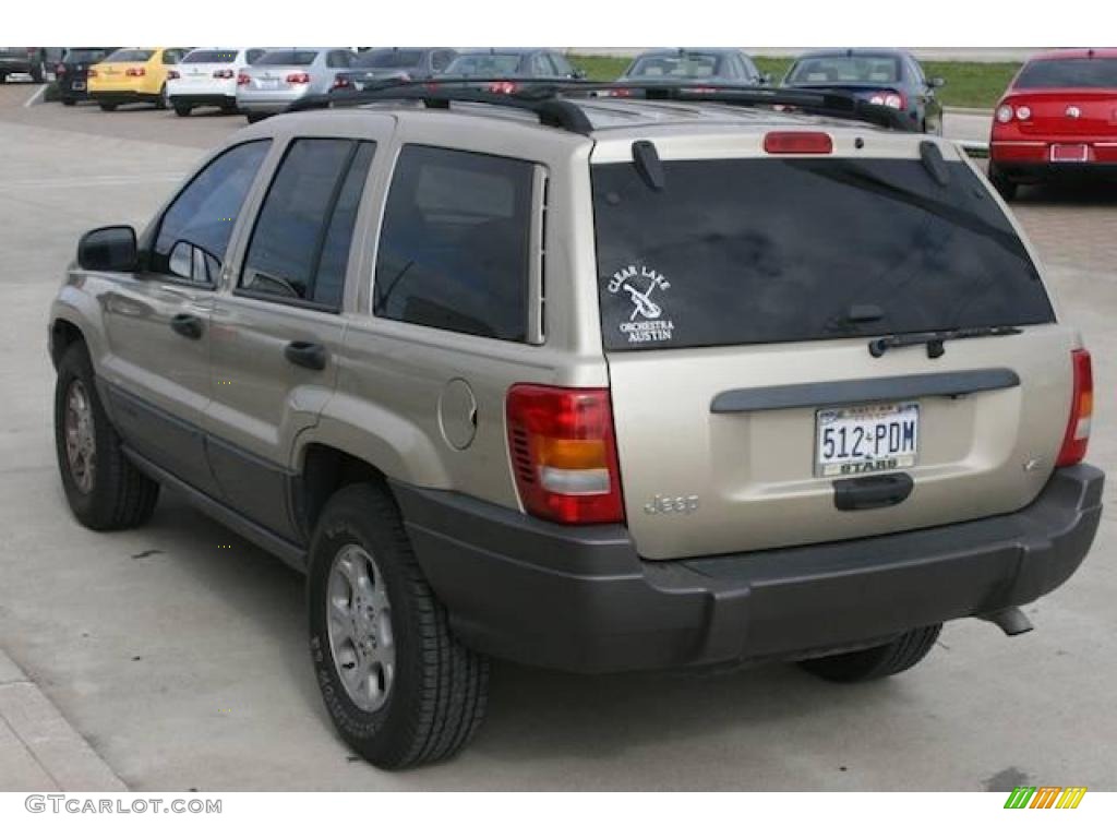 2001 Grand Cherokee Laredo - Champagne Pearl / Sandstone photo #2