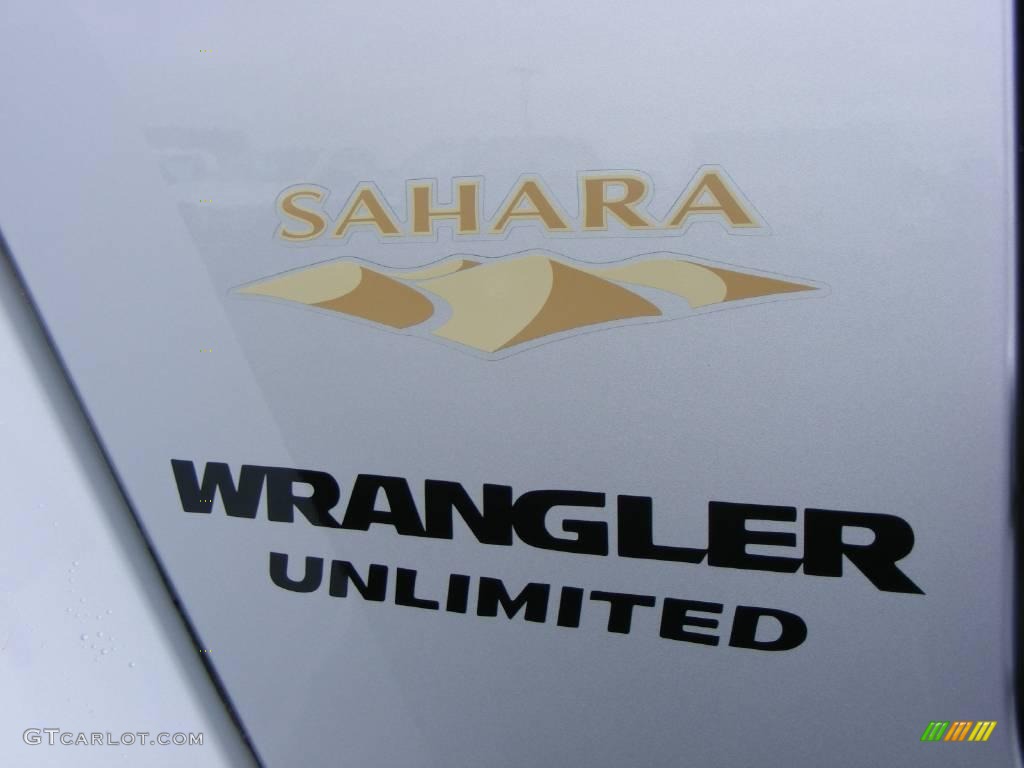 2008 Wrangler Unlimited Sahara 4x4 - Bright Silver Metallic / Dark Slate Gray/Med Slate Gray photo #32