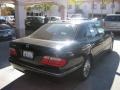 Black - E 320 Sedan Photo No. 3