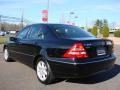 Black - C 320 4Matic Sedan Photo No. 3