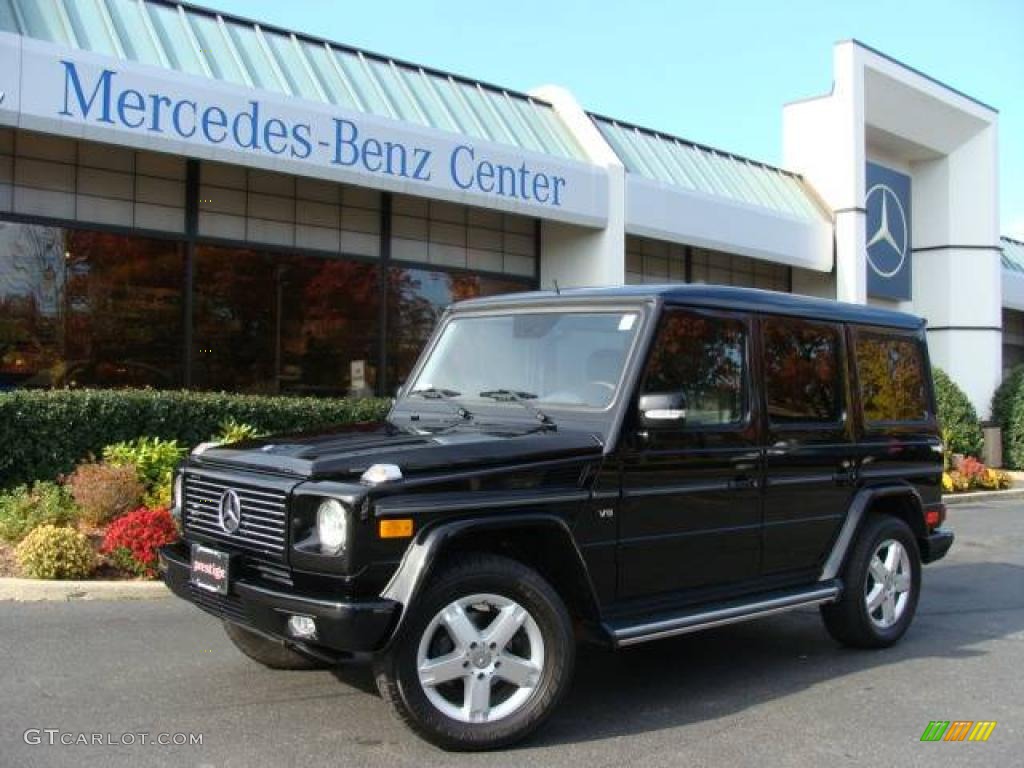 Black Mercedes-Benz G