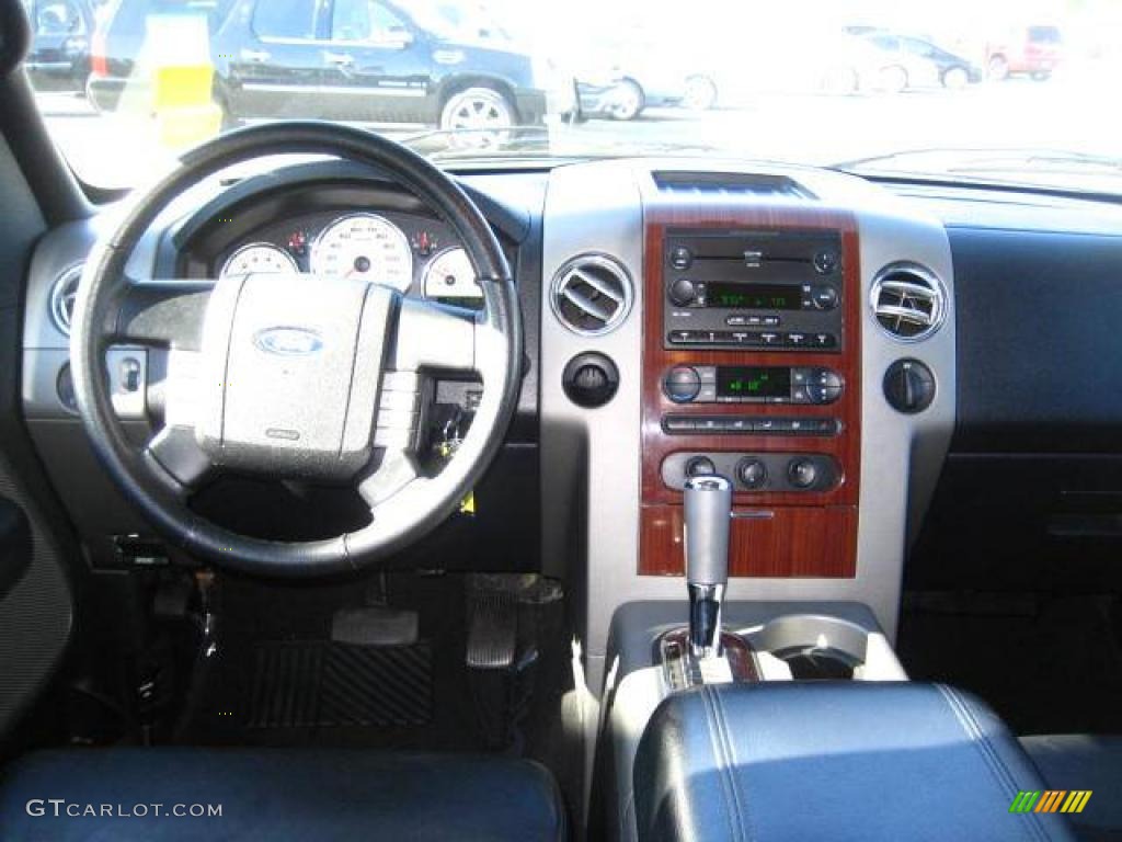 2006 F150 Lariat SuperCrew - Black / Black photo #22