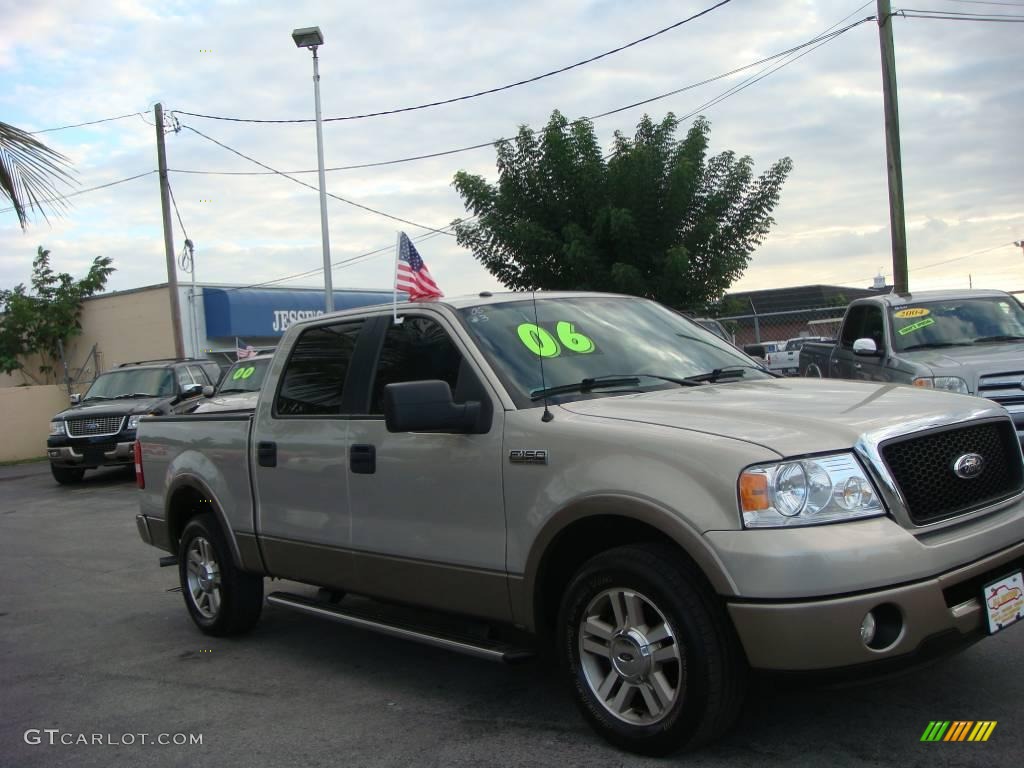 2006 F150 Lariat SuperCrew - Smokestone Metallic / Tan photo #1