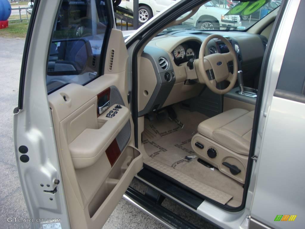 2006 F150 Lariat SuperCrew - Smokestone Metallic / Tan photo #11