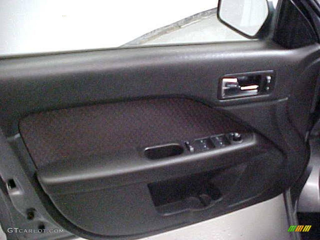 2007 Fusion SE V6 - Tungsten Grey Metallic / Charcoal Black photo #8