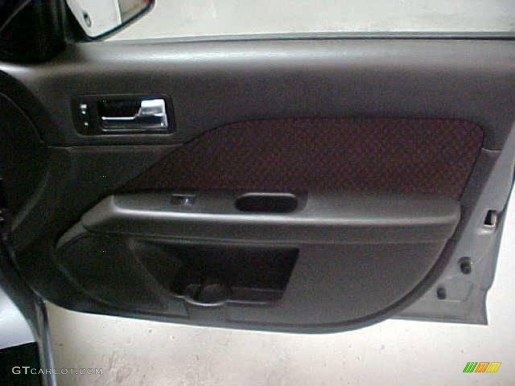 2007 Fusion SE V6 - Tungsten Grey Metallic / Charcoal Black photo #18