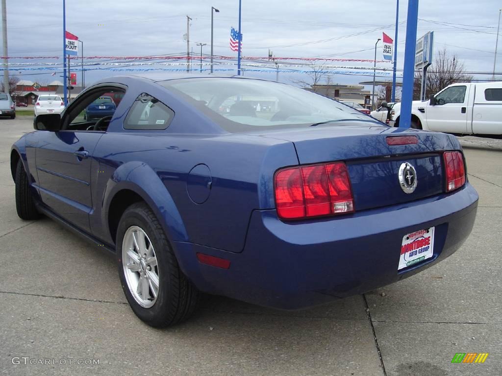 2008 Mustang V6 Deluxe Coupe - Vista Blue Metallic / Light Graphite photo #3