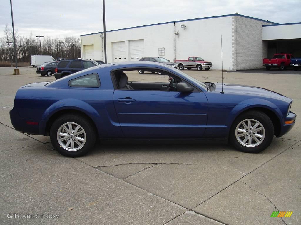 2008 Mustang V6 Deluxe Coupe - Vista Blue Metallic / Light Graphite photo #6