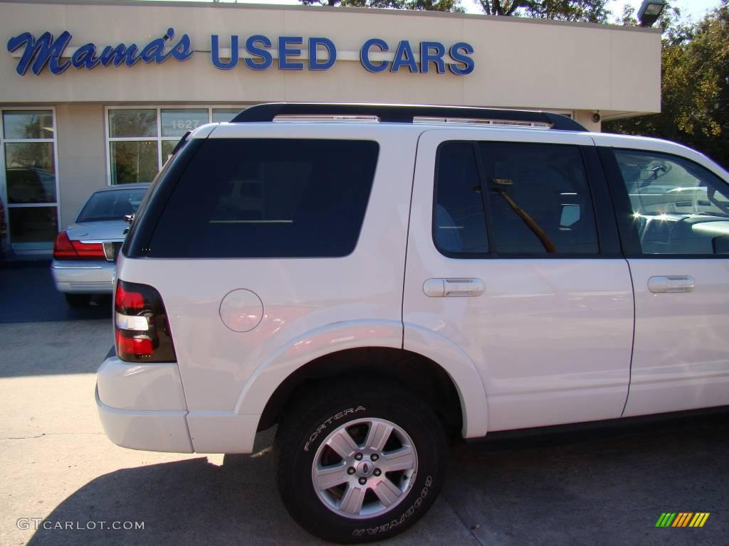 2008 Explorer XLT - White Suede / Camel photo #24