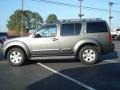 Storm Grey Metallic - Pathfinder LE Photo No. 3