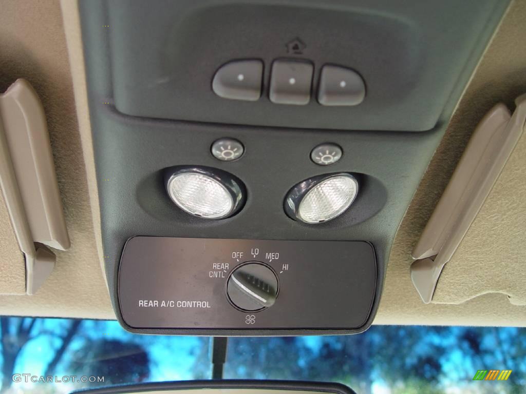 1999 Tahoe LT 4x4 - Summit White / Neutral photo #15