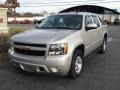 2007 Silver Birch Metallic Chevrolet Avalanche LS 4WD  photo #2