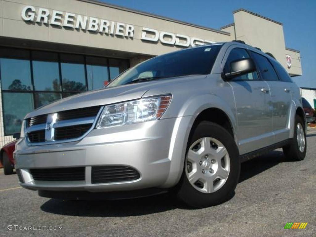 Bright Silver Metallic Dodge Journey