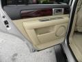 2006 Pewter Metallic Lincoln Navigator Luxury  photo #10