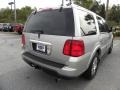 2006 Pewter Metallic Lincoln Navigator Luxury  photo #16