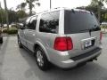 2006 Pewter Metallic Lincoln Navigator Luxury  photo #19