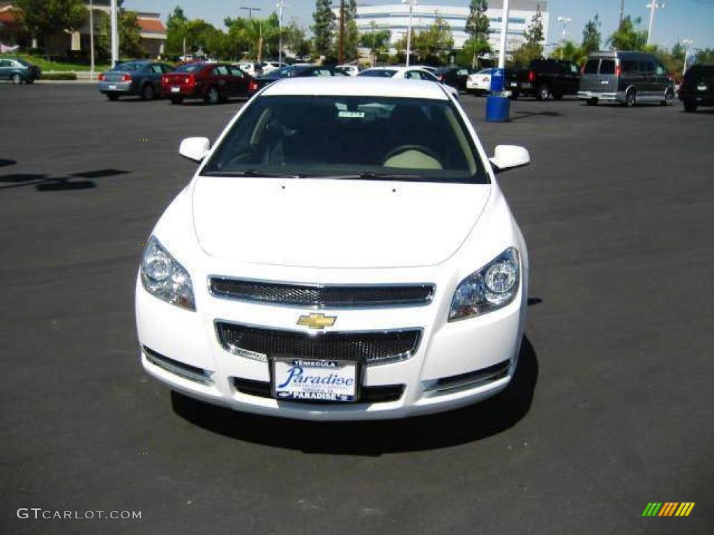 2009 Malibu LT Sedan - Summit White / Titanium photo #2