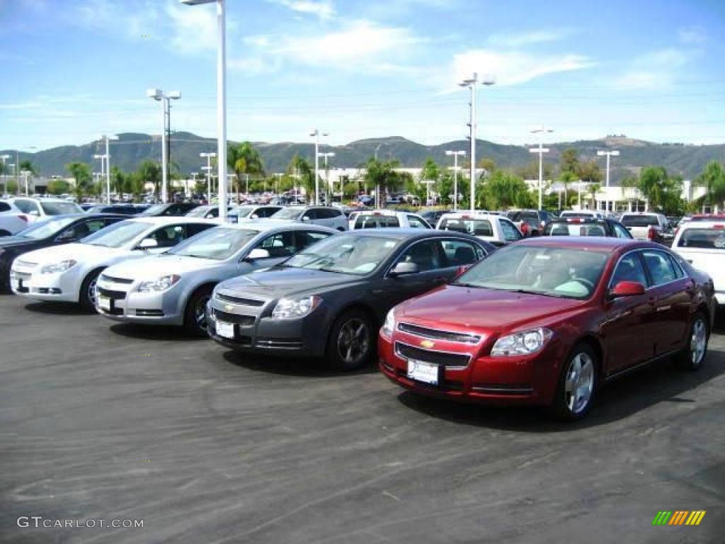 2009 Malibu LT Sedan - Summit White / Titanium photo #13